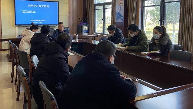 成人教育自考和成考哪个好考